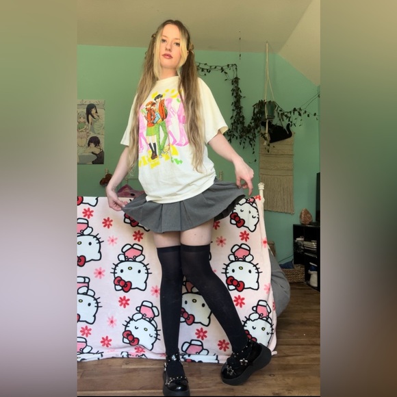 Meet your Posher, Audrey - Picture 4 of 5